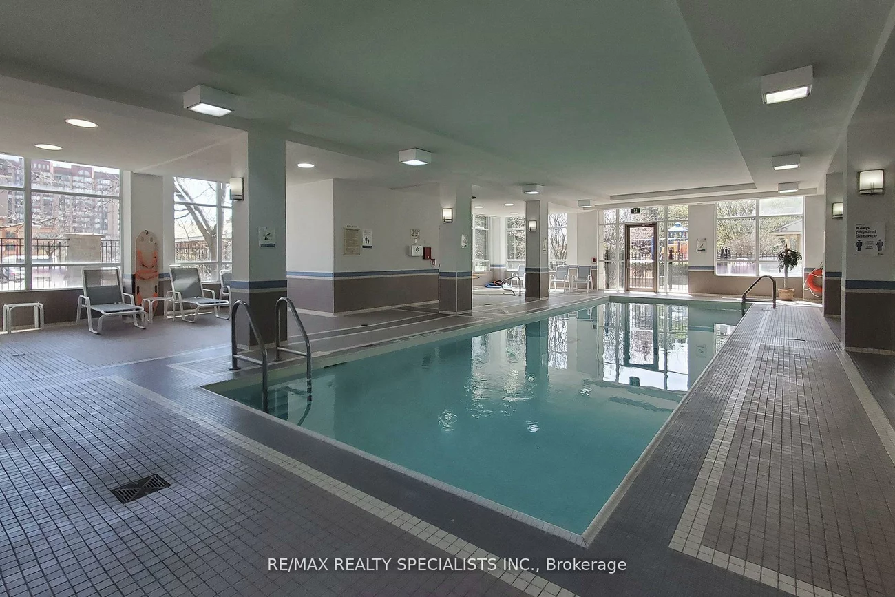 3504, Hurontario, Fairview, Mississauga