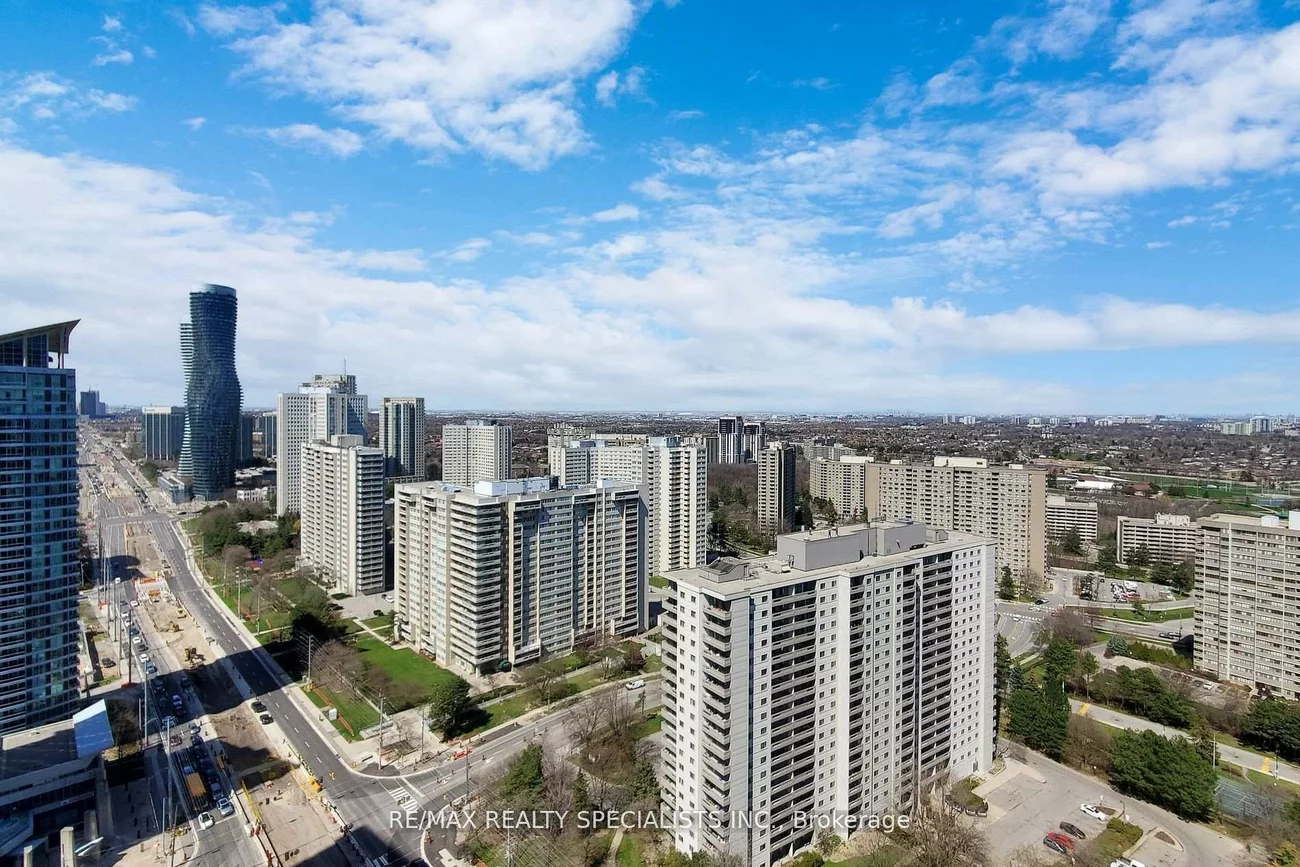 3504, Hurontario, Fairview, Mississauga