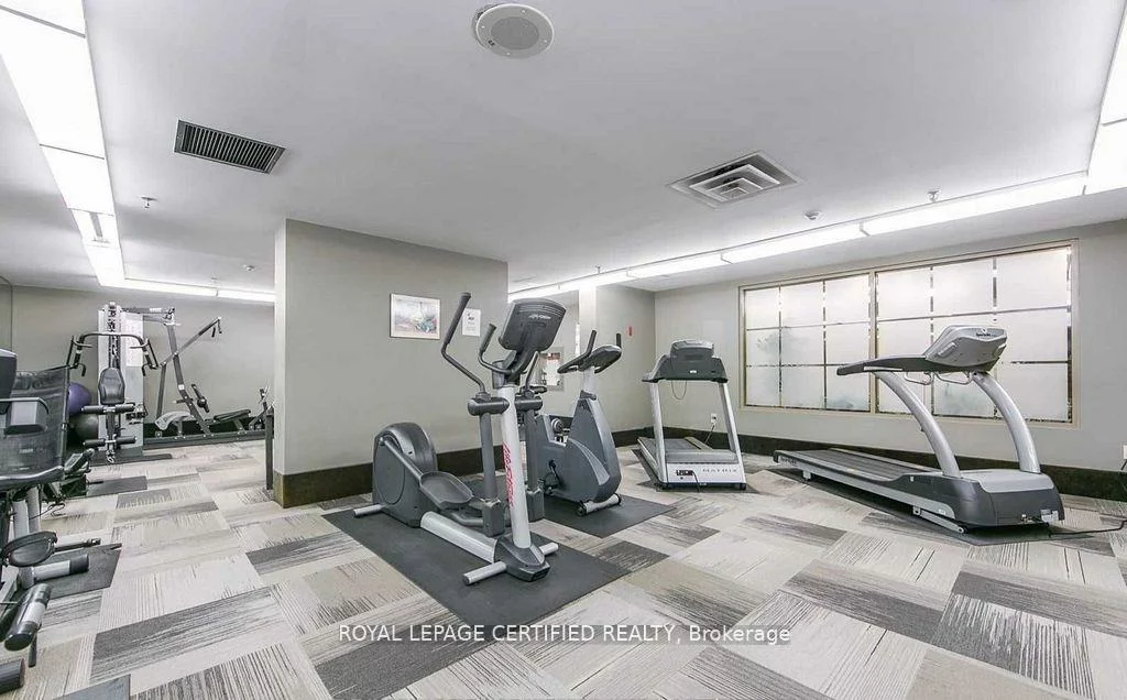 700, Constellation, Hurontario, Mississauga