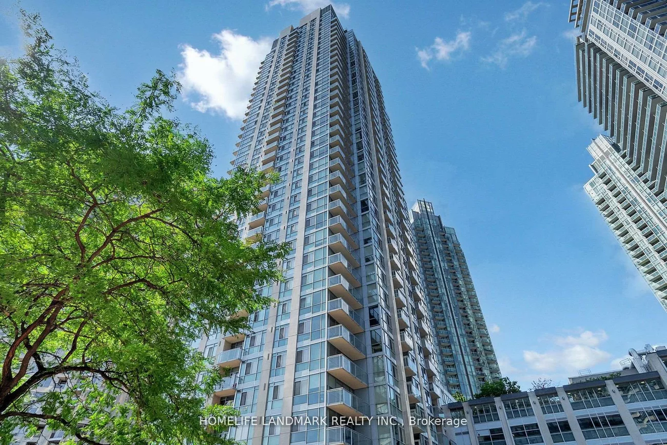 225, Webb, City Centre, Mississauga