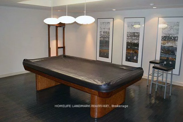 225, Webb, City Centre, Mississauga