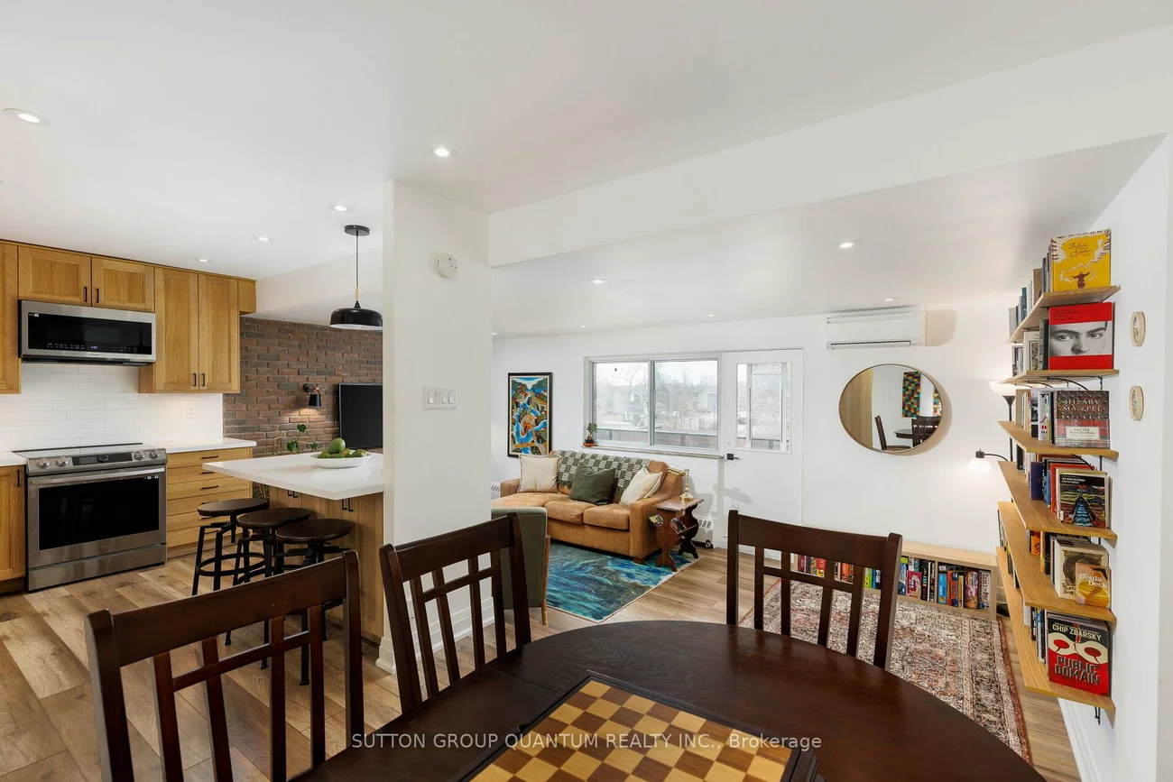 15, Elizabeth, Port Credit, Mississauga