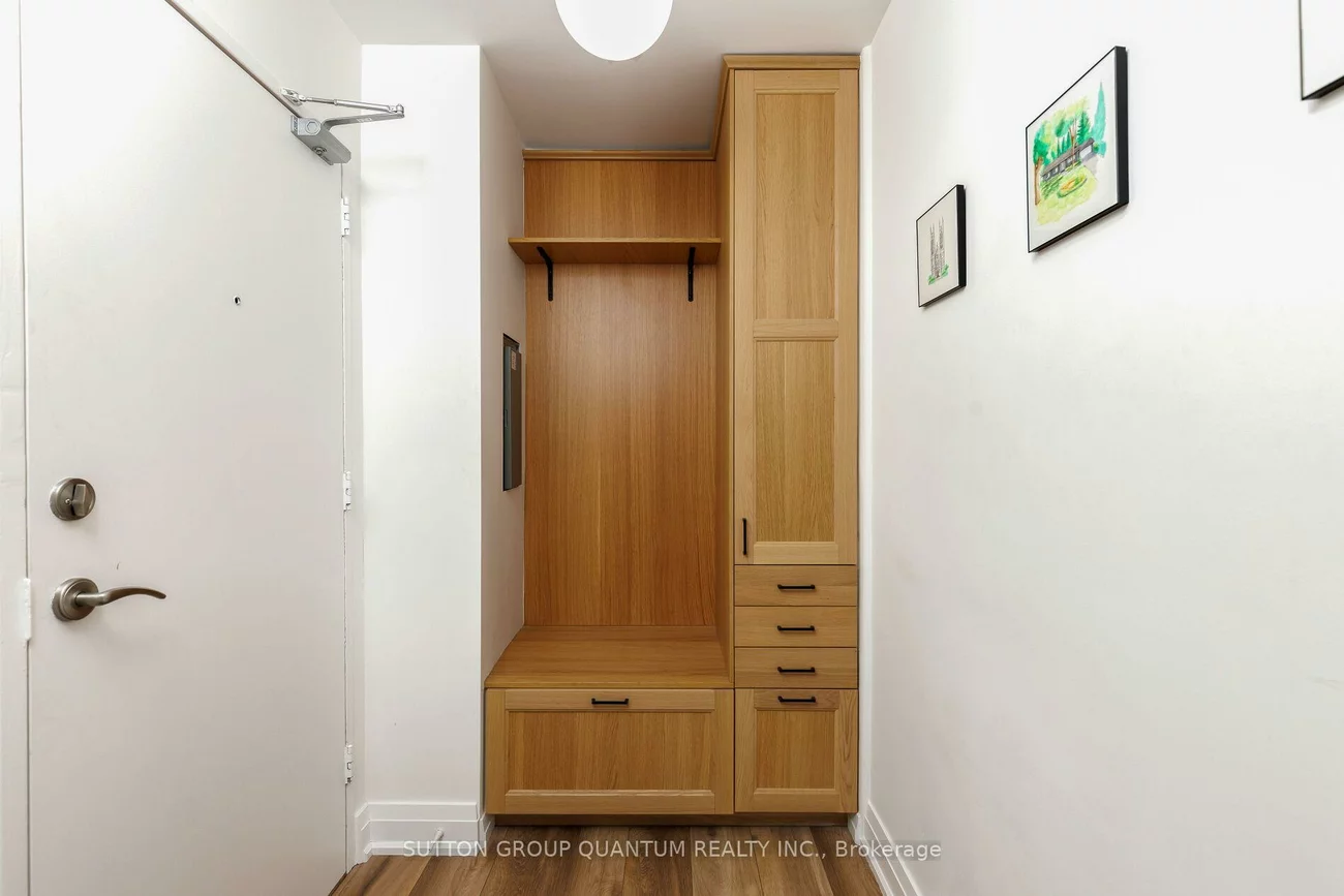 15, Elizabeth, Port Credit, Mississauga