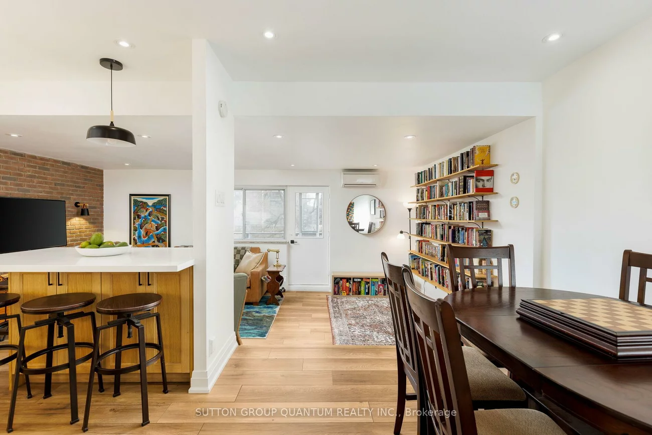 15, Elizabeth, Port Credit, Mississauga