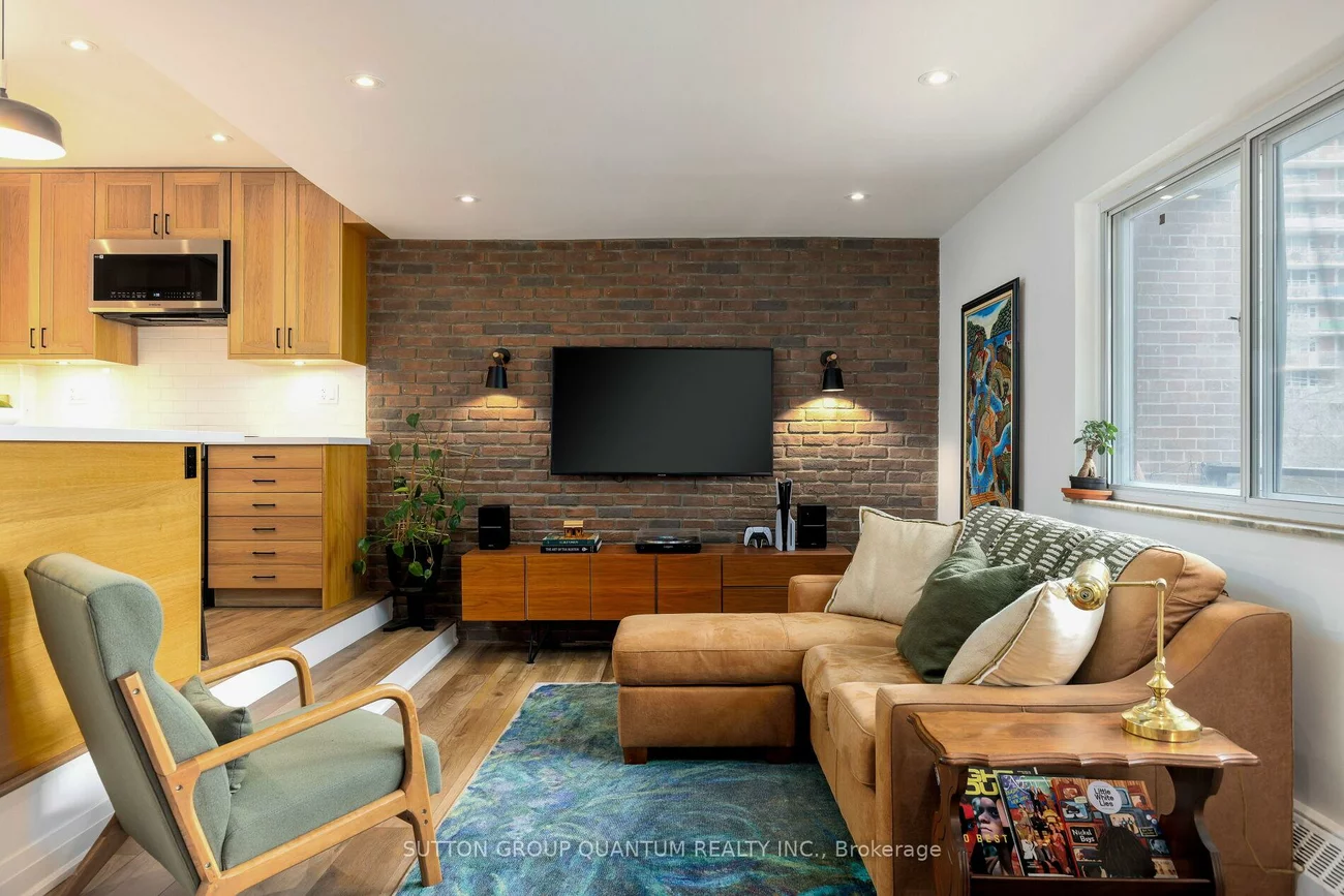 15, Elizabeth, Port Credit, Mississauga