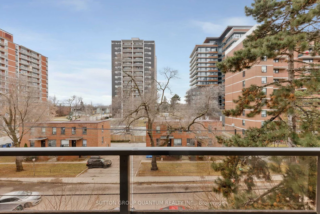 15, Elizabeth, Port Credit, Mississauga