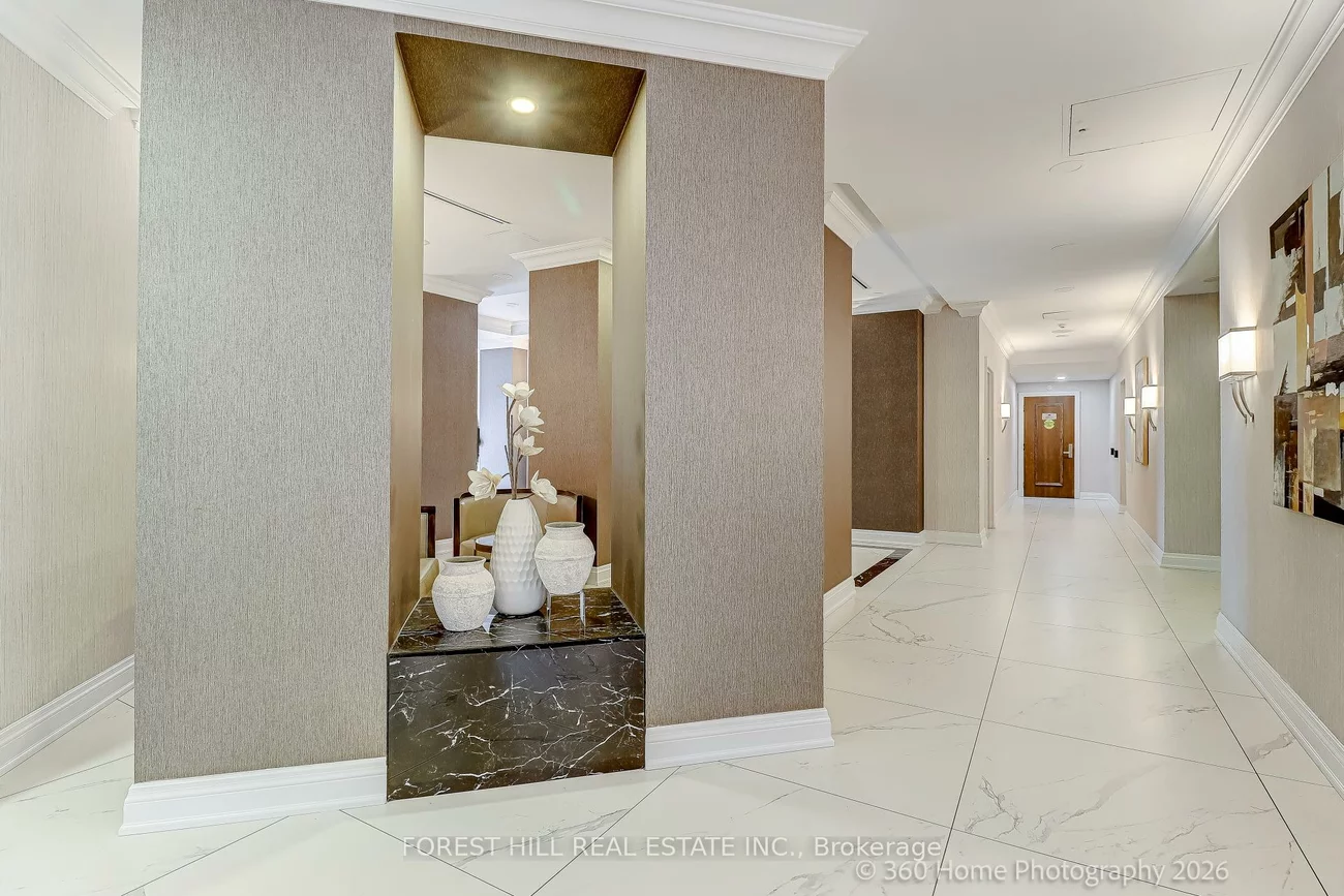 45, Kingsbridge Garden, Hurontario, Mississauga