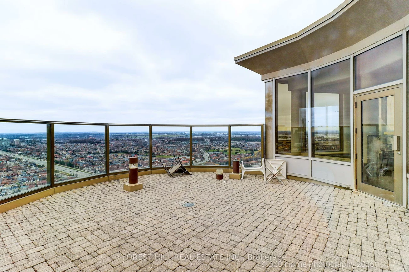 45, Kingsbridge Garden, Hurontario, Mississauga