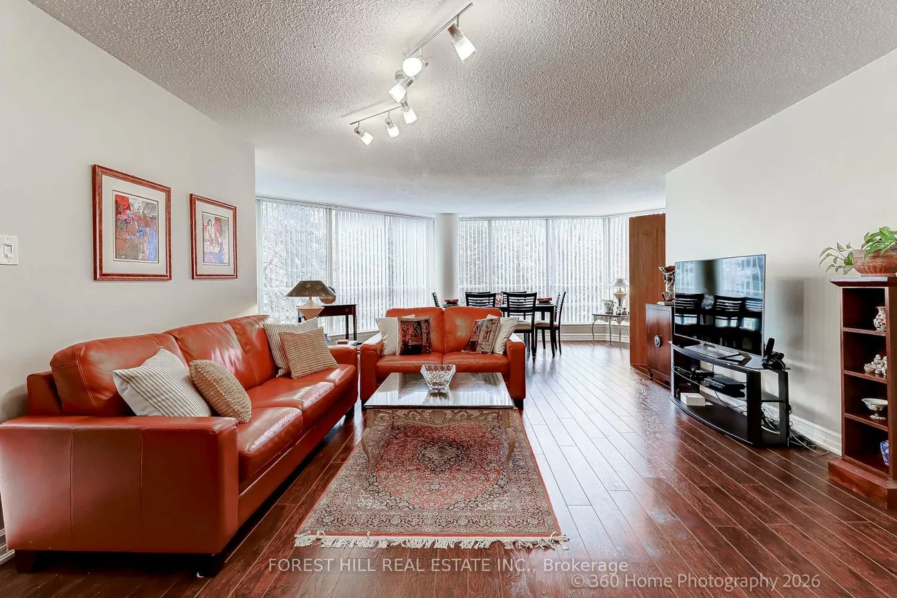 45, Kingsbridge Garden, Hurontario, Mississauga