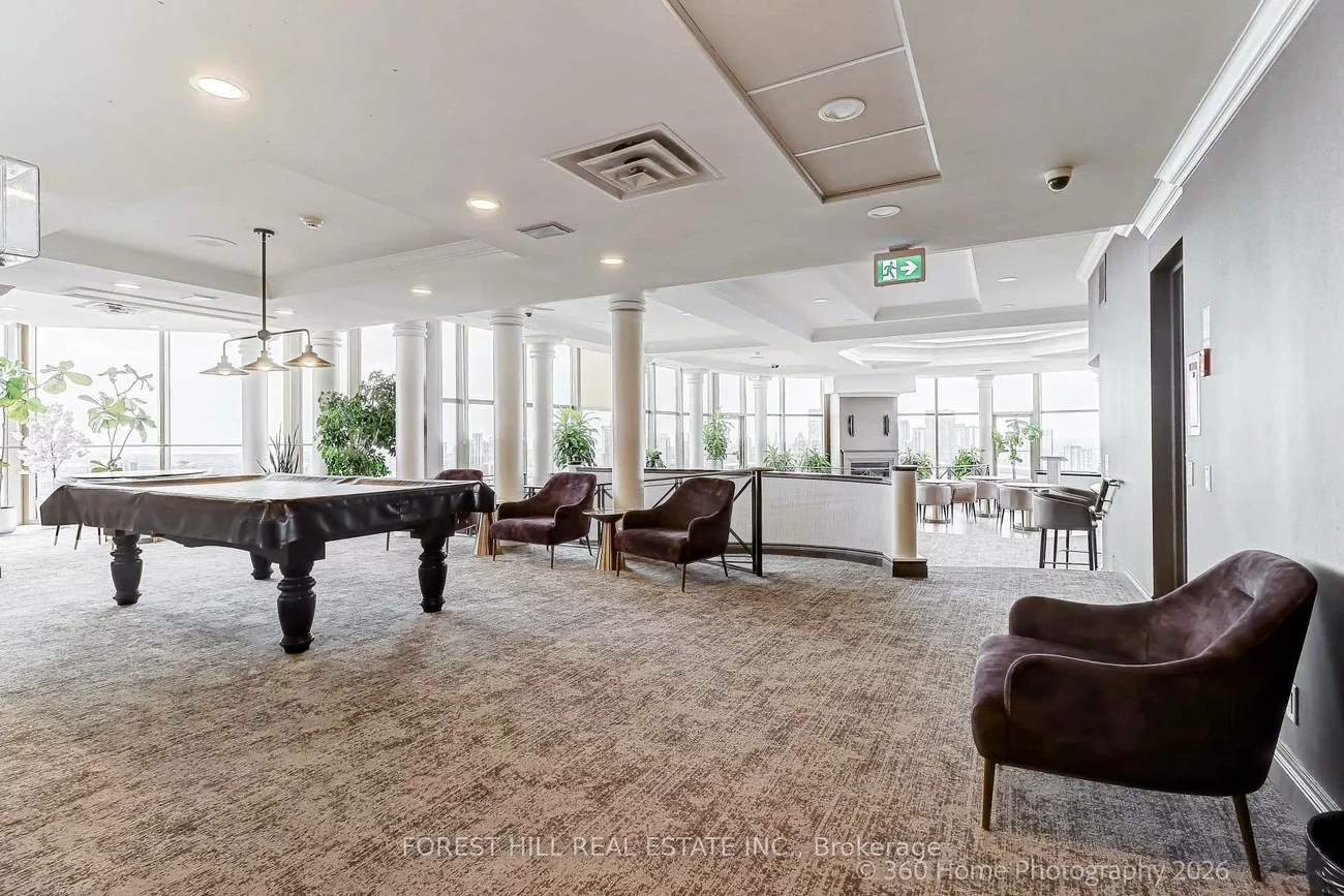 45, Kingsbridge Garden, Hurontario, Mississauga