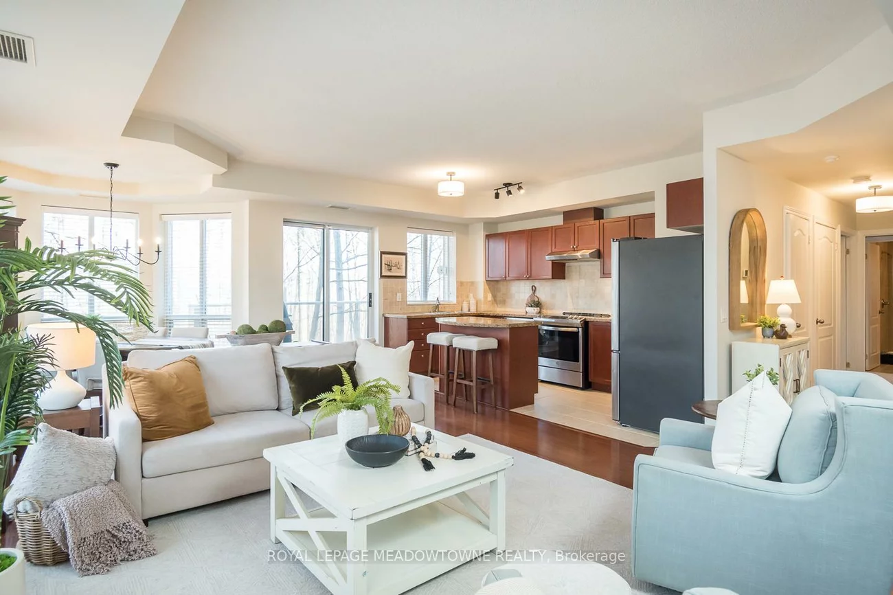 483, Faith, Hurontario, Mississauga