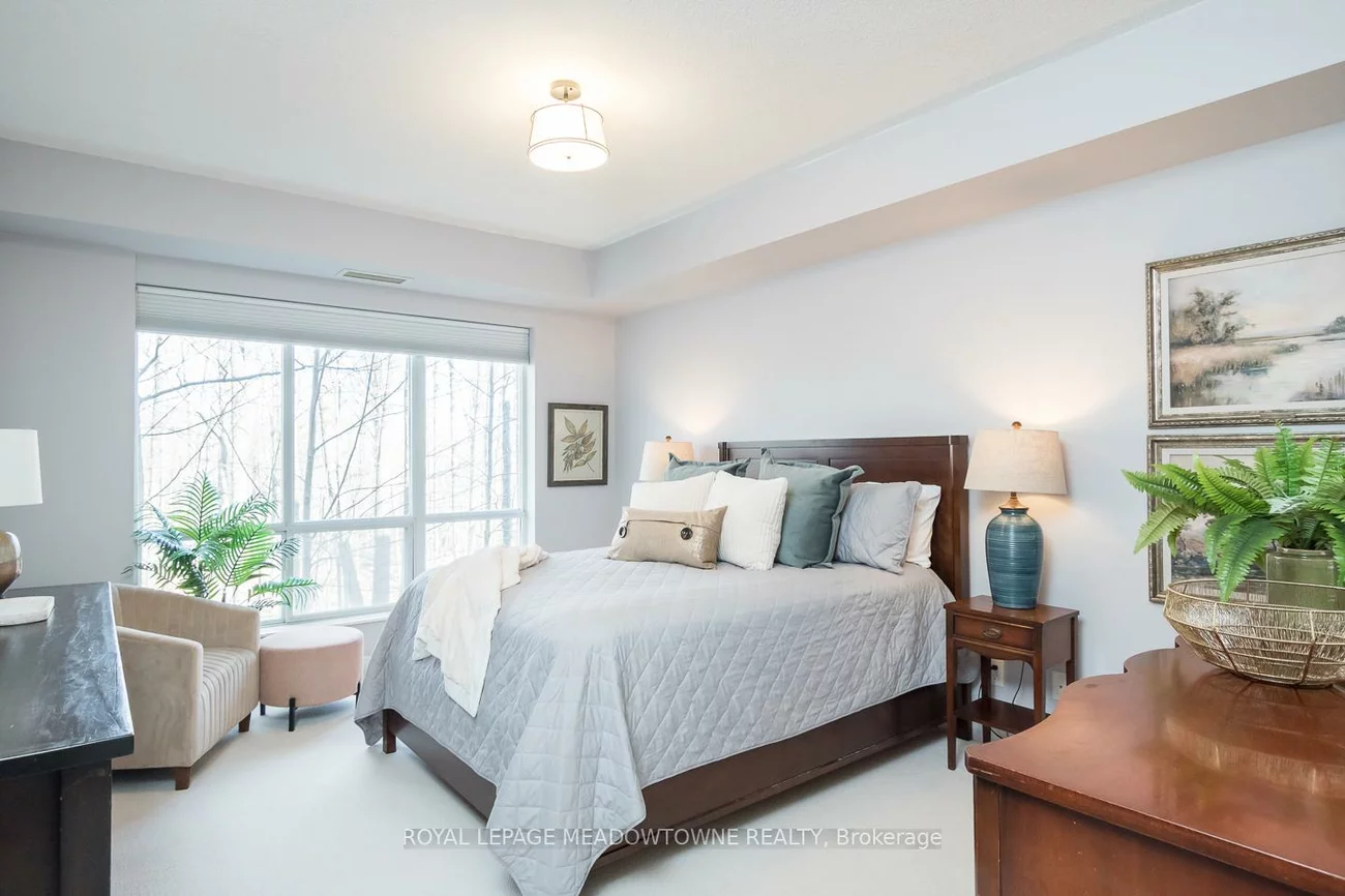 483, Faith, Hurontario, Mississauga