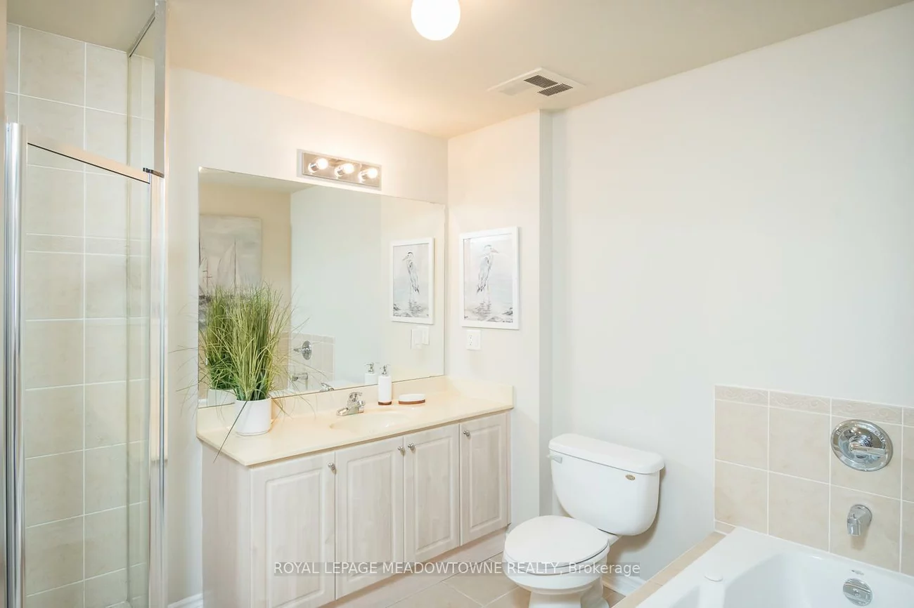 483, Faith, Hurontario, Mississauga