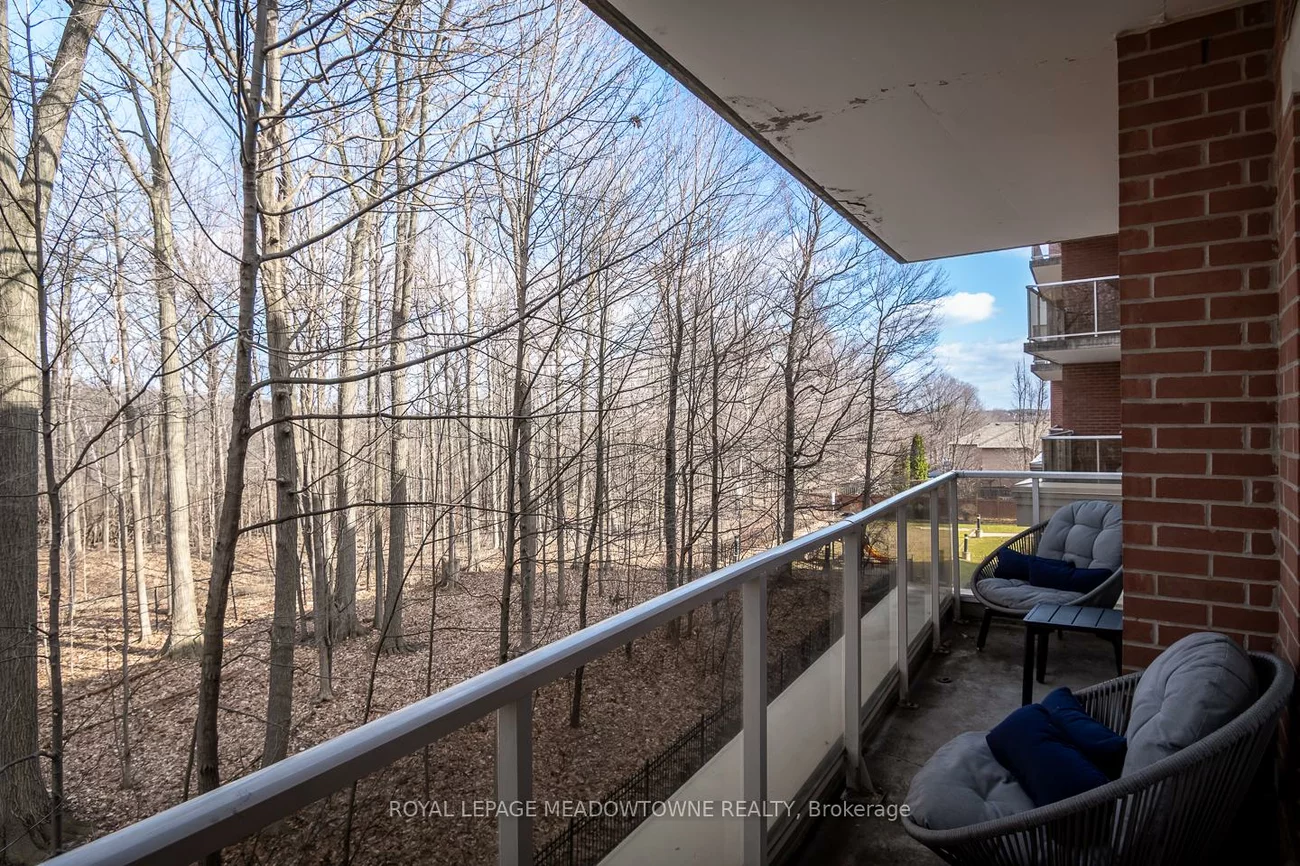 483, Faith, Hurontario, Mississauga