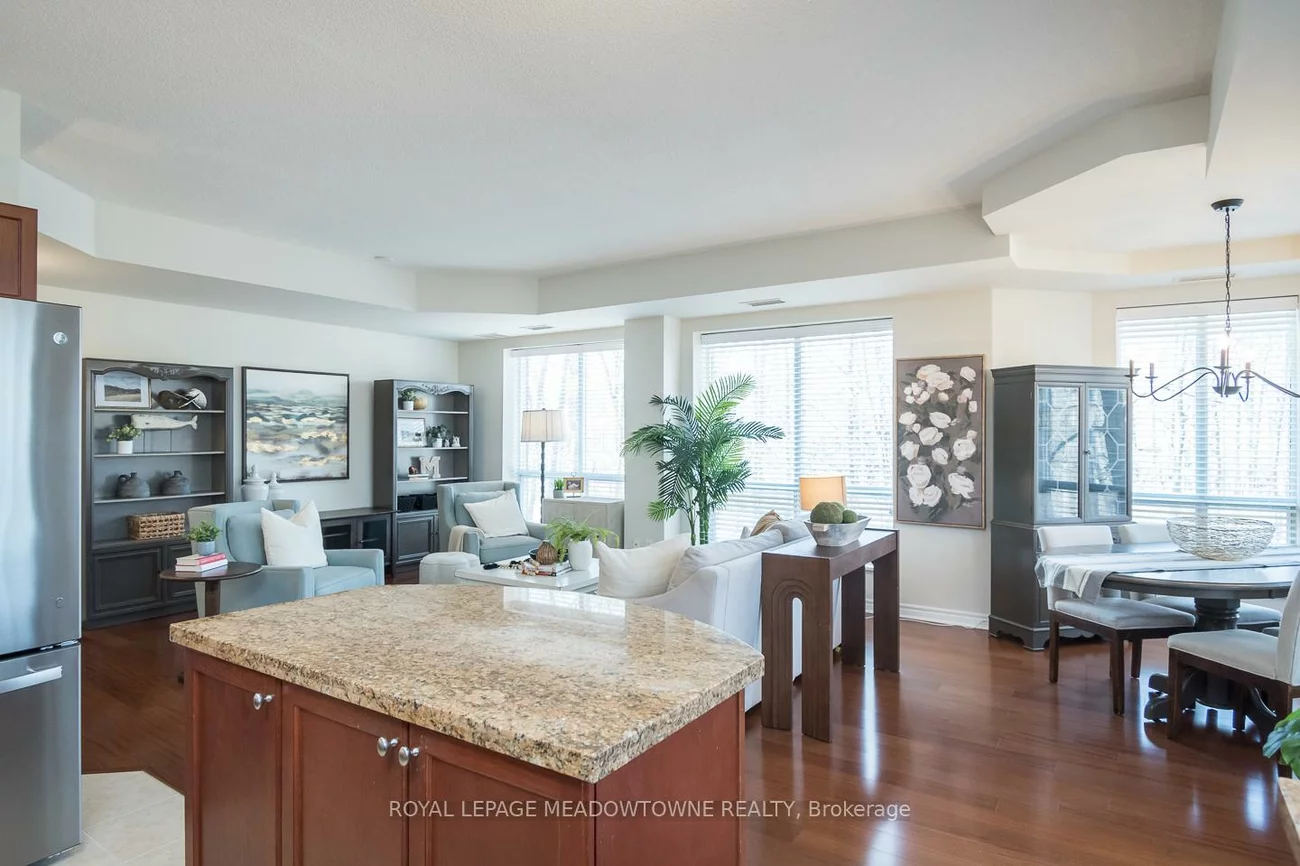 483, Faith, Hurontario, Mississauga