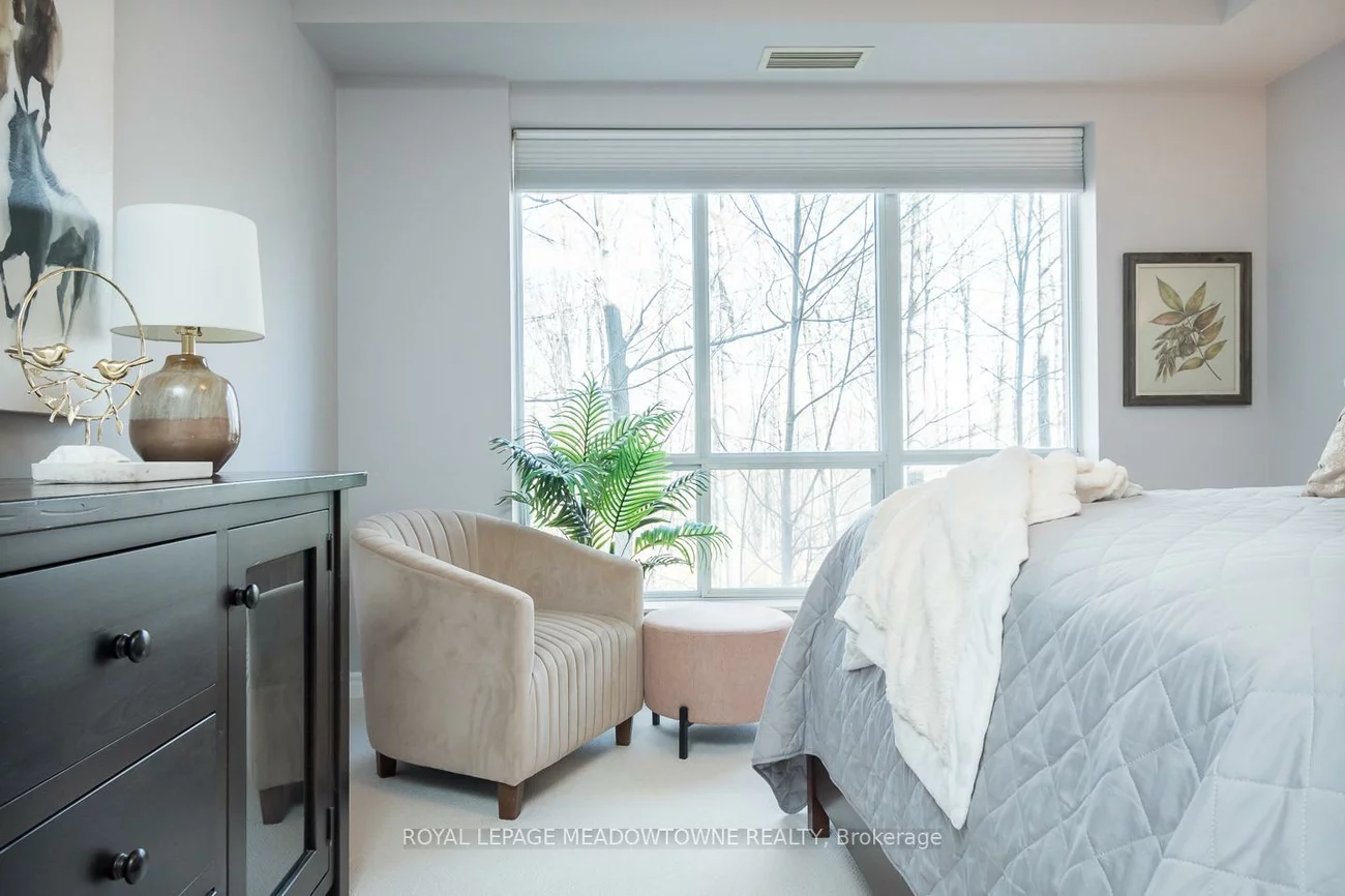 483, Faith, Hurontario, Mississauga