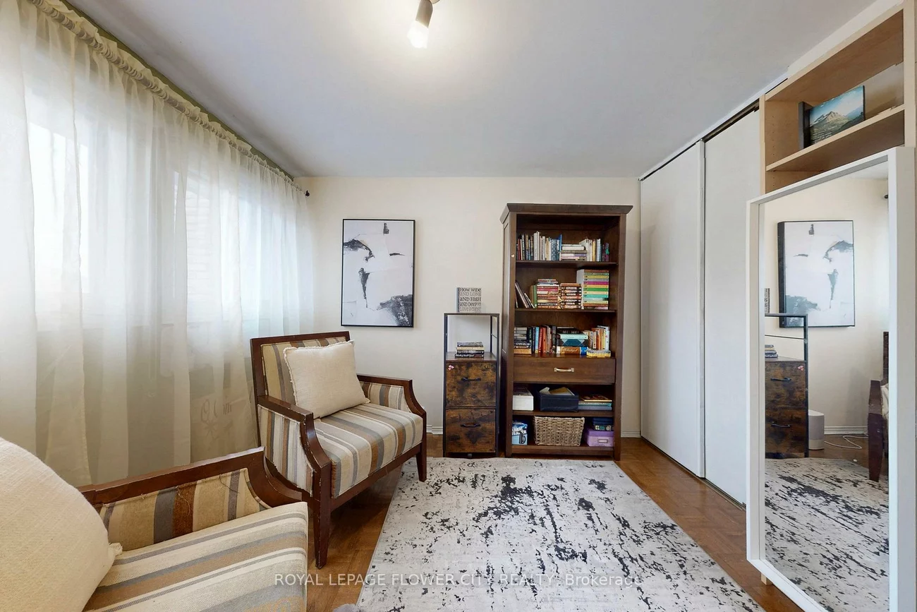 3350, Hornbeam, Erin Mills, Mississauga