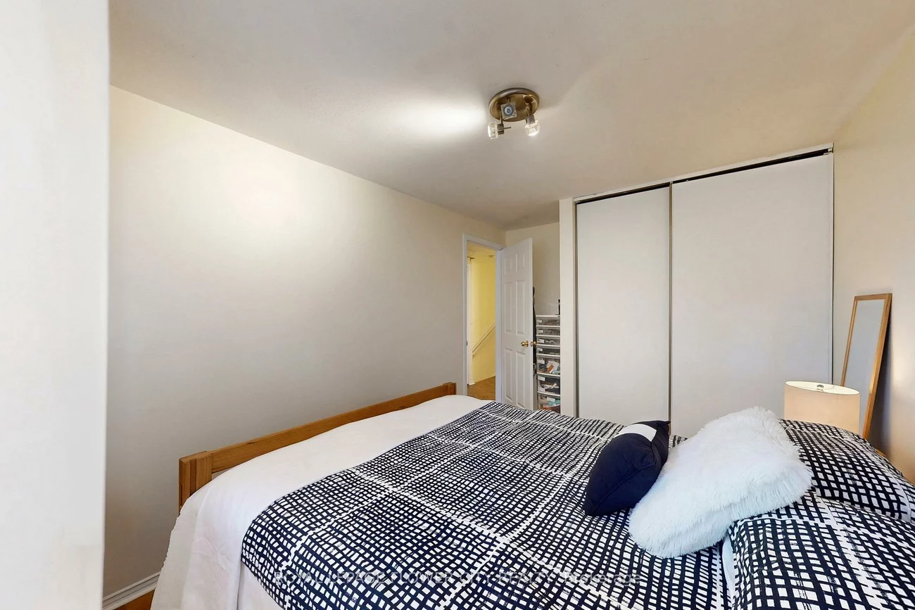 3350, Hornbeam, Erin Mills, Mississauga