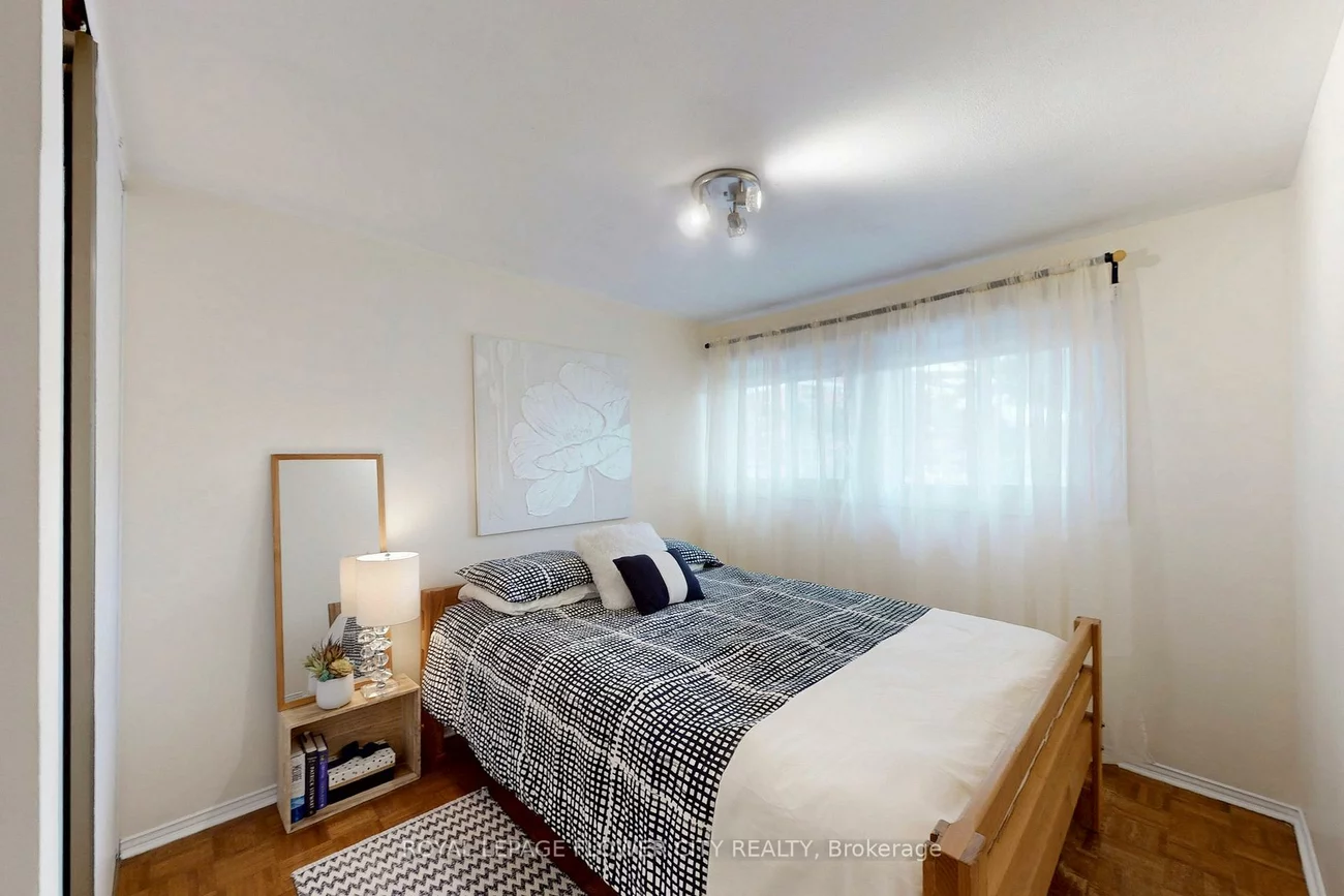 3350, Hornbeam, Erin Mills, Mississauga