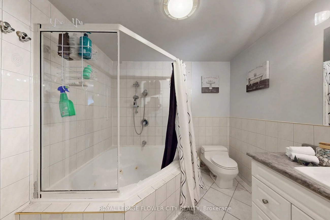 3350, Hornbeam, Erin Mills, Mississauga