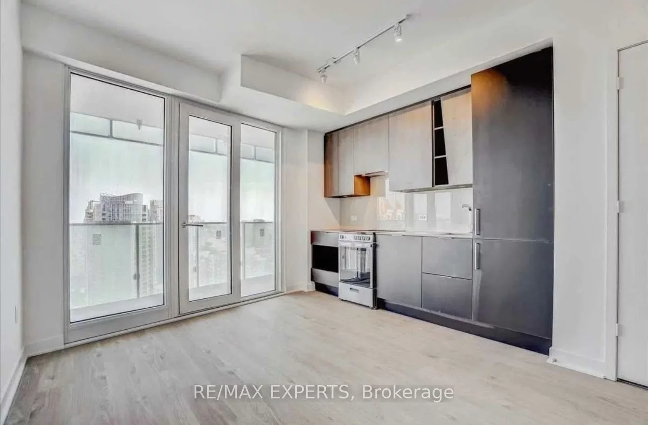 3900, Confederation, City Centre, Mississauga