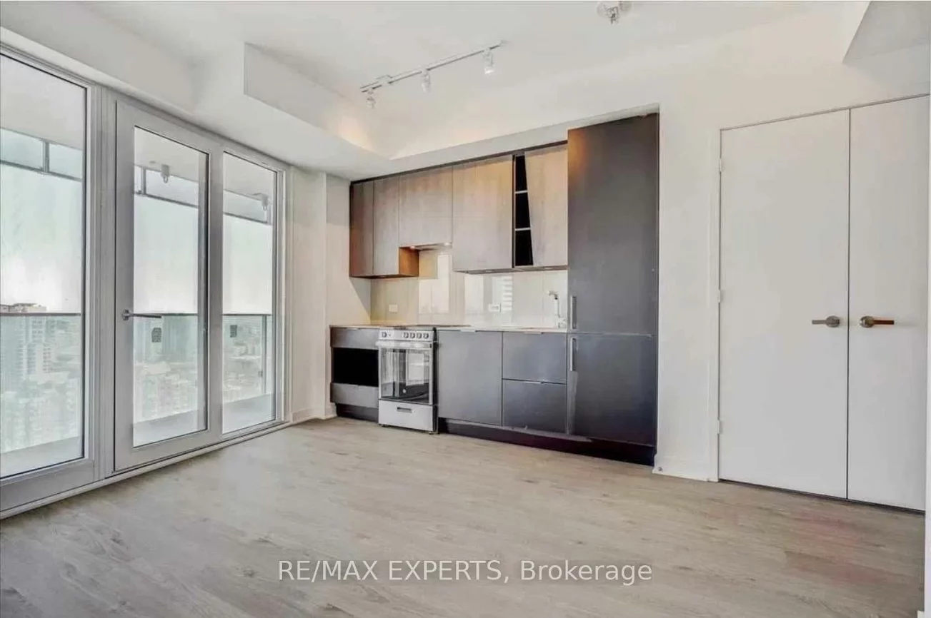3900, Confederation, City Centre, Mississauga