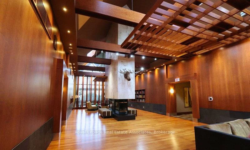 330, Princess Royal, City Centre, Mississauga