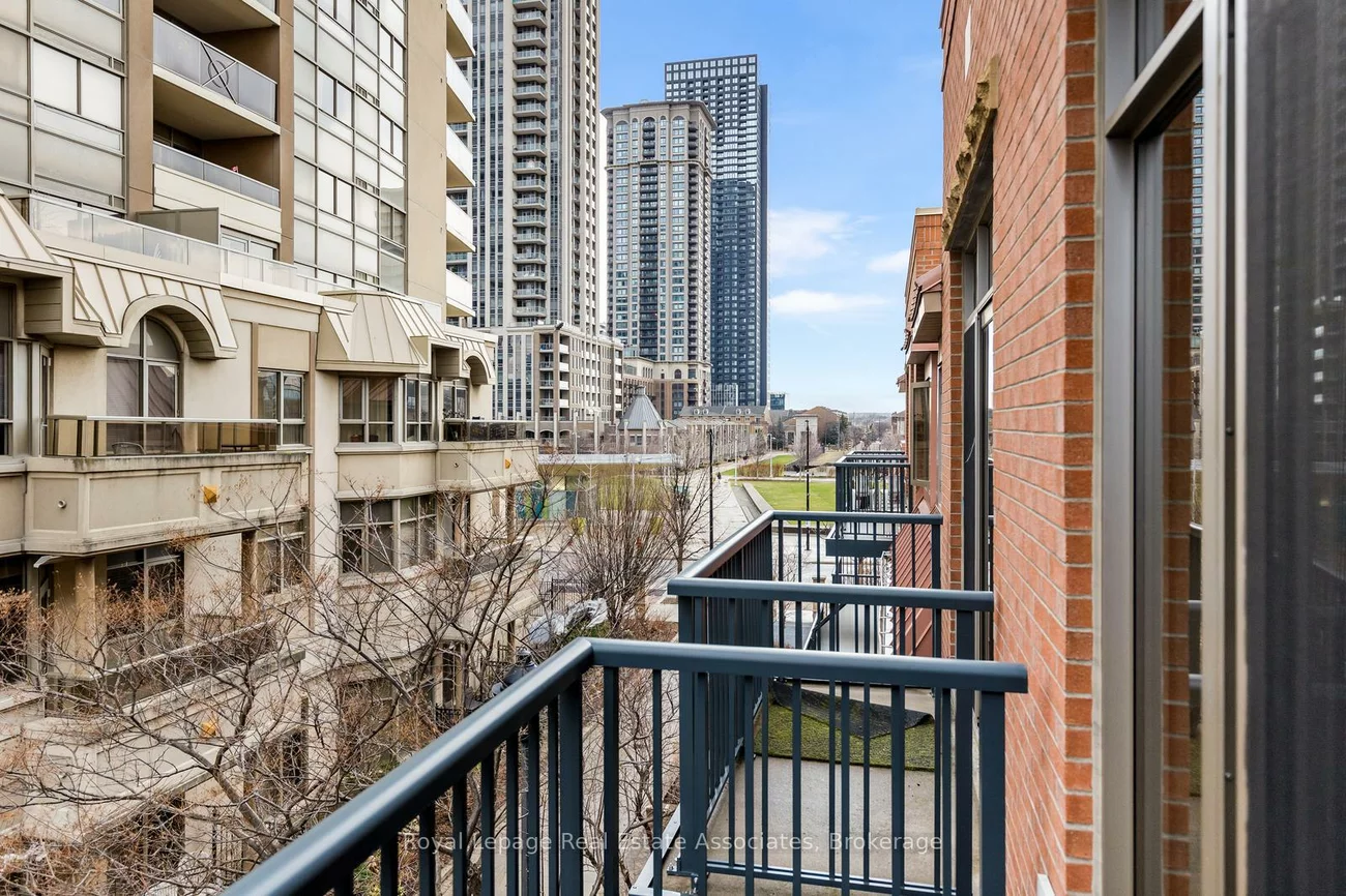 330, Princess Royal, City Centre, Mississauga