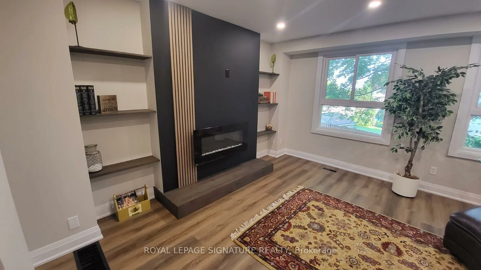 830, Westlock, Erindale, Mississauga