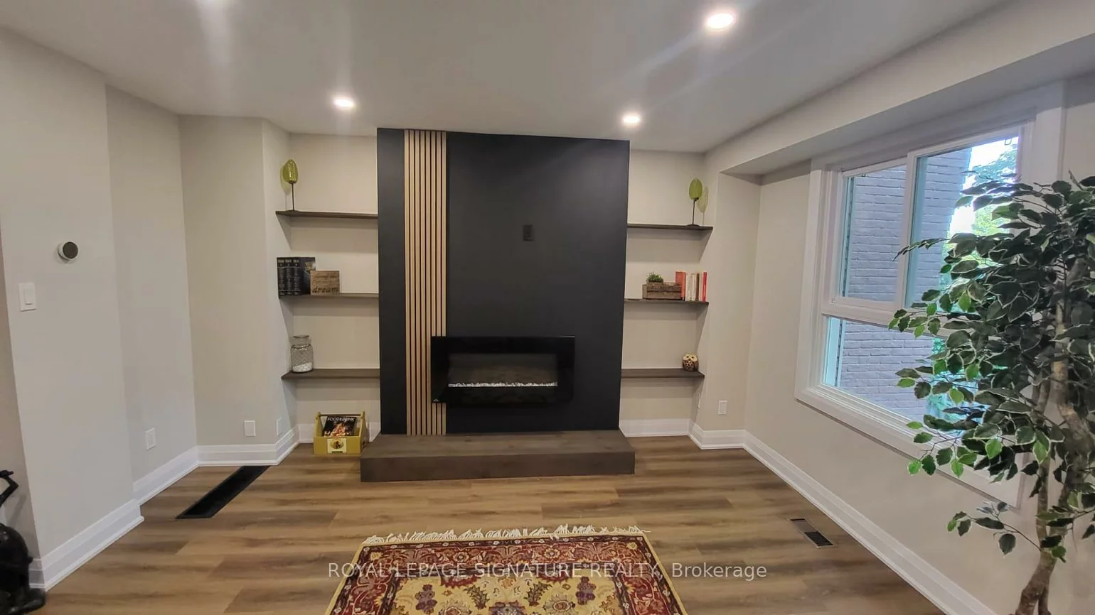 830, Westlock, Erindale, Mississauga