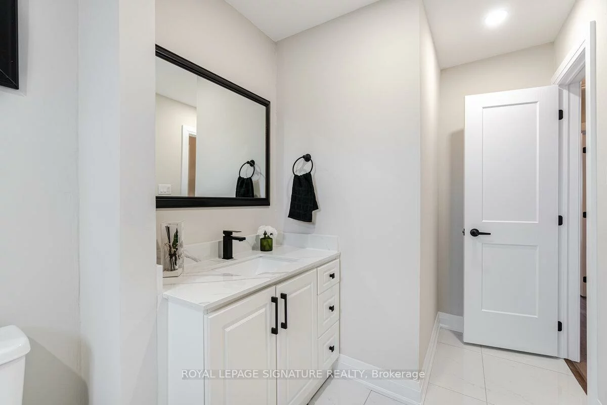 830, Westlock, Erindale, Mississauga