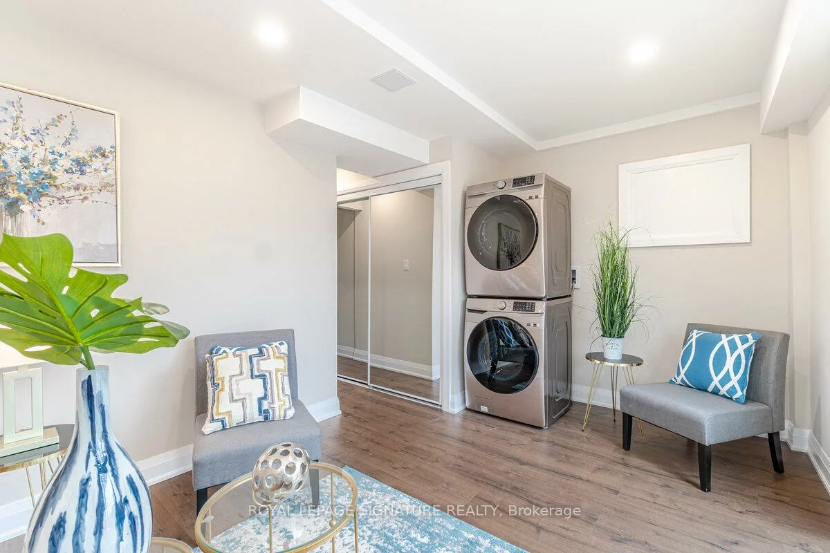 830, Westlock, Erindale, Mississauga