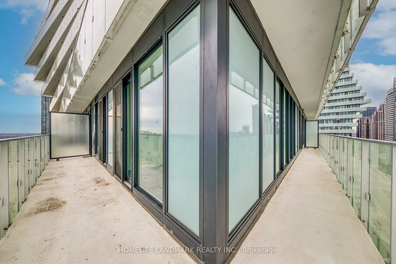 3883, Quartz, City Centre, Mississauga