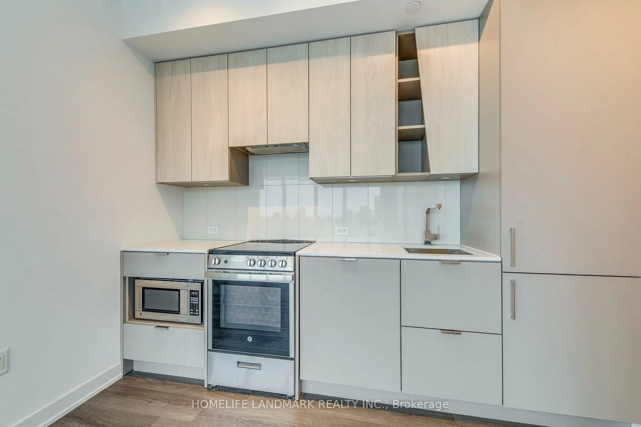 3883, Quartz, City Centre, Mississauga