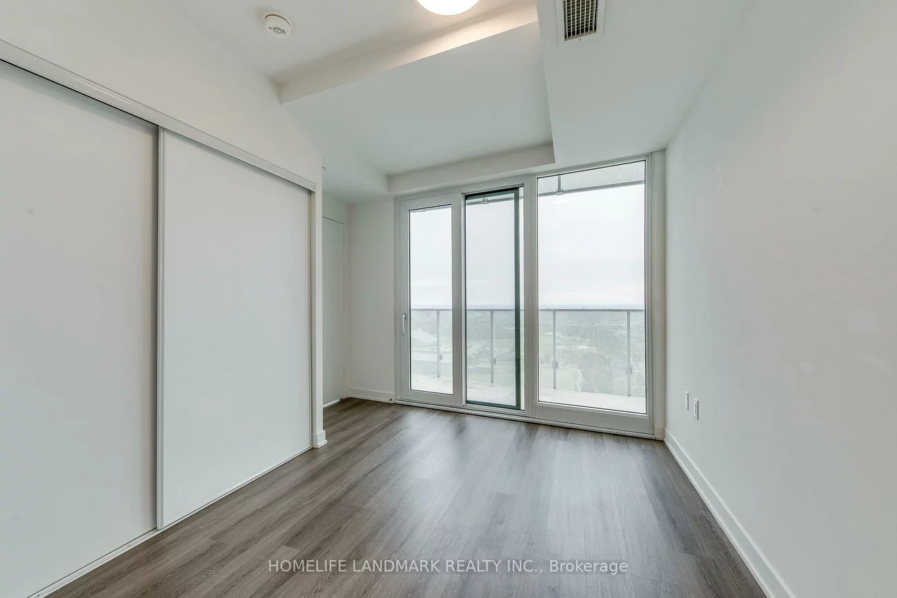 3883, Quartz, City Centre, Mississauga
