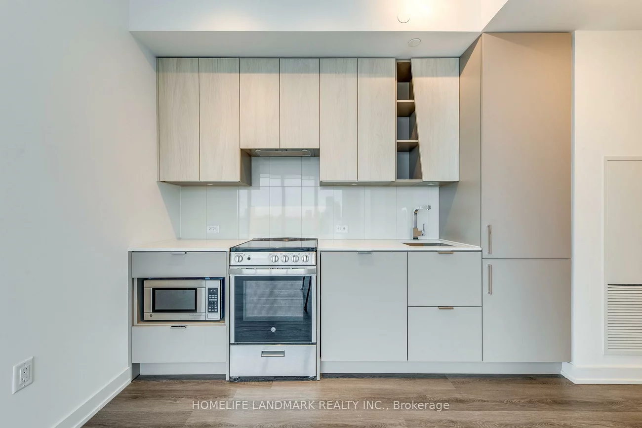 3883, Quartz, City Centre, Mississauga