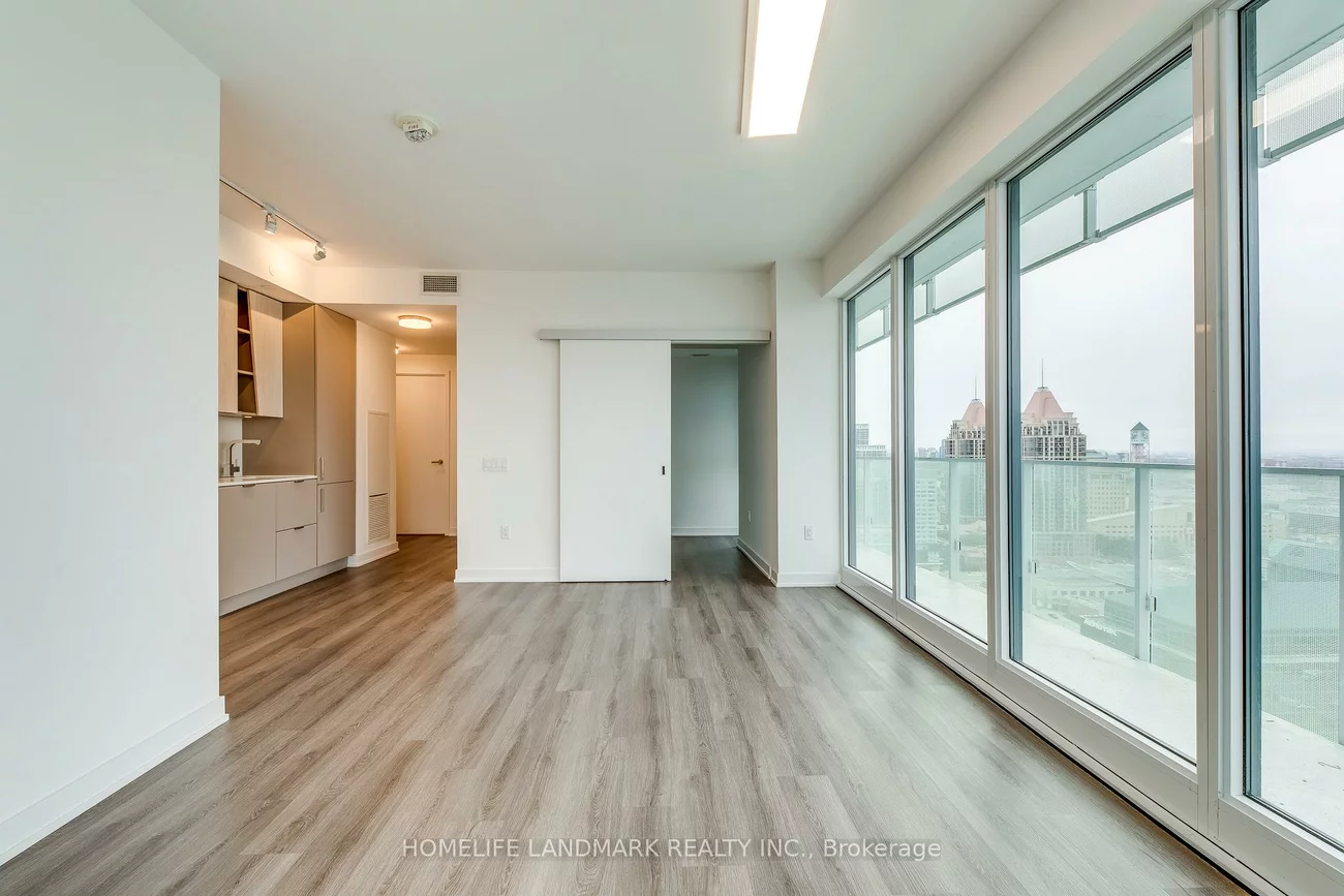 3883, Quartz, City Centre, Mississauga