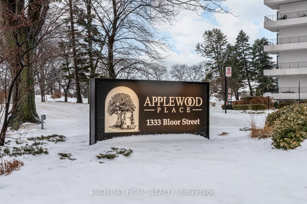1333, Bloor, Applewood, Mississauga