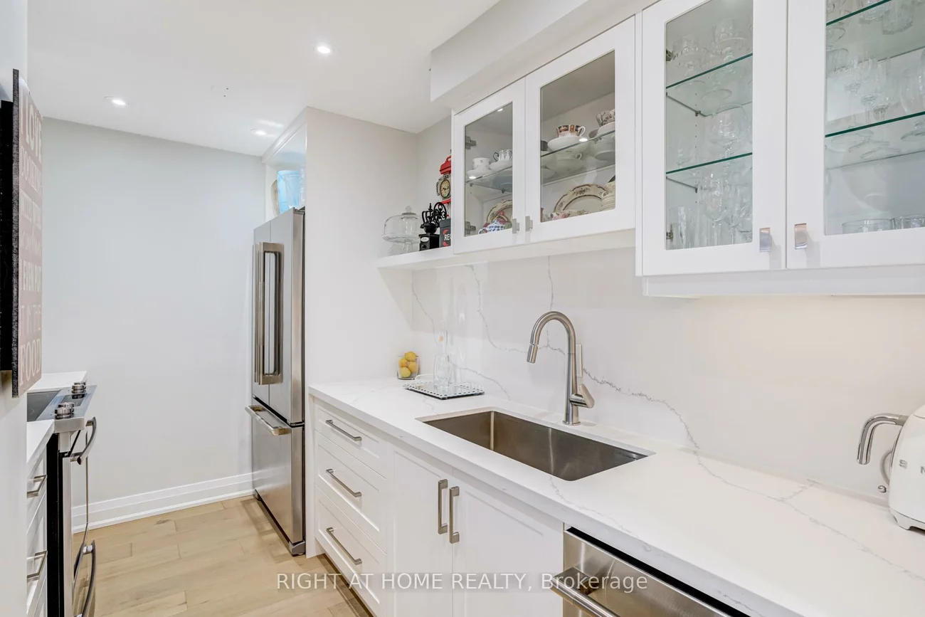 1333, Bloor, Applewood, Mississauga