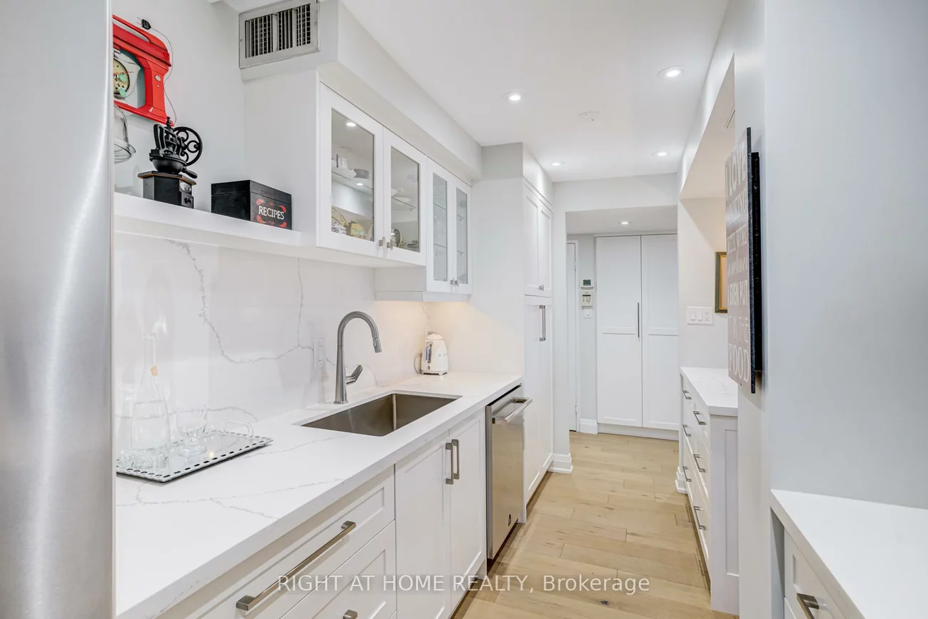 1333, Bloor, Applewood, Mississauga