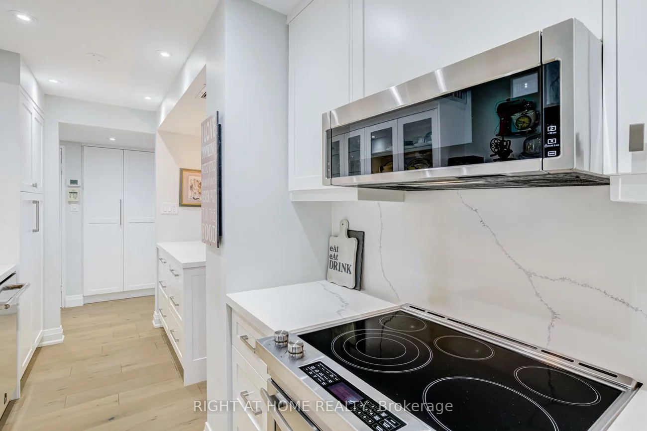 1333, Bloor, Applewood, Mississauga