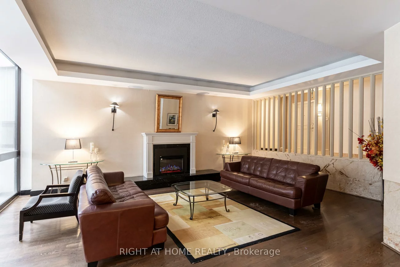 1333, Bloor, Applewood, Mississauga