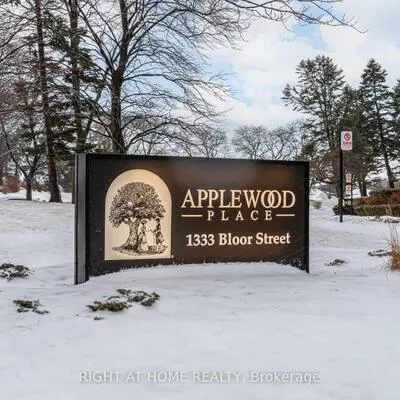 1333, Bloor, Applewood, Mississauga