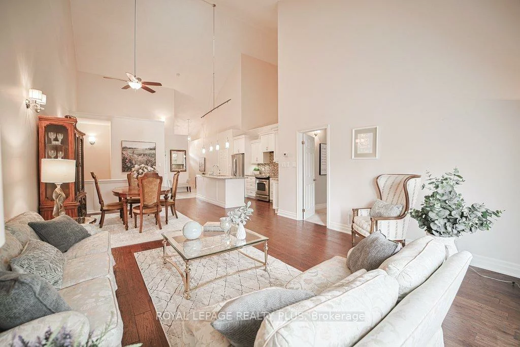 1010, Cristina, Clarkson, Mississauga