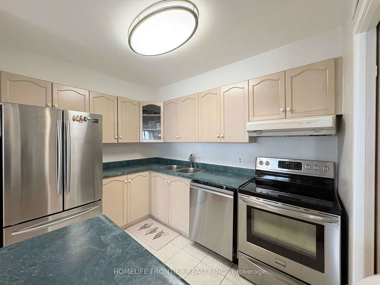 1580, Mississauga Vly, Mississauga Valleys, Mississauga