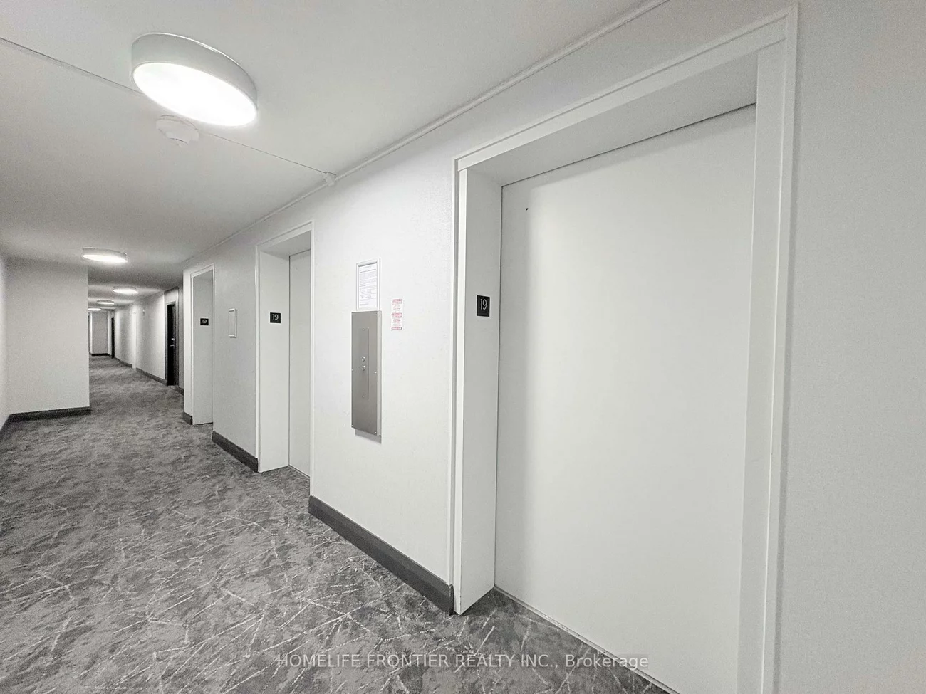 1580, Mississauga Vly, Mississauga Valleys, Mississauga