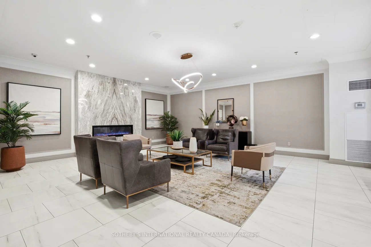 75, King, Cooksville, Mississauga