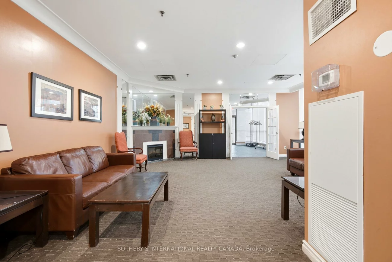75, King, Cooksville, Mississauga