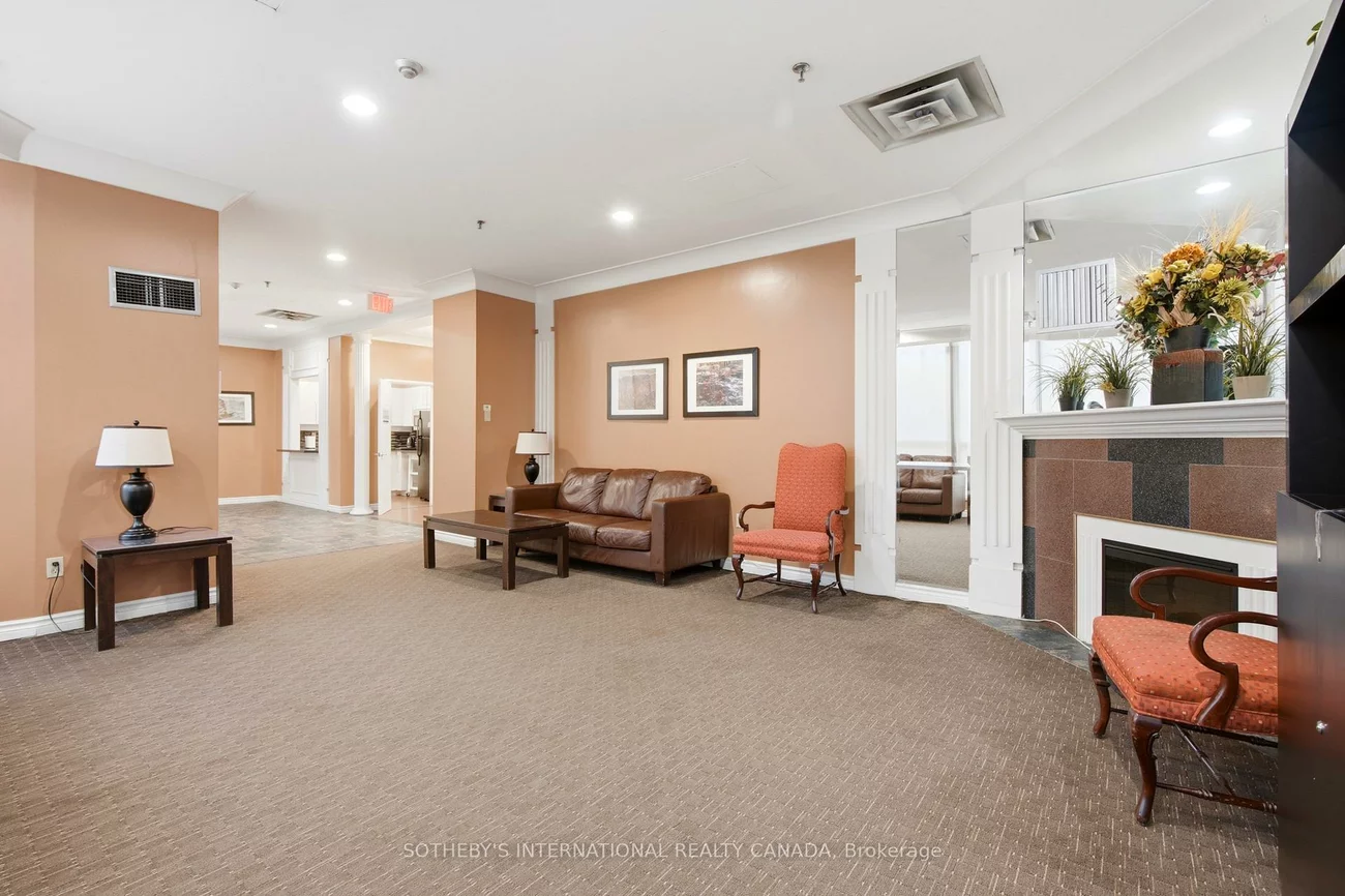 75, King, Cooksville, Mississauga