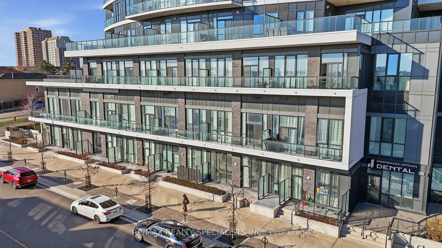 65, Watergarden, Hurontario, Mississauga